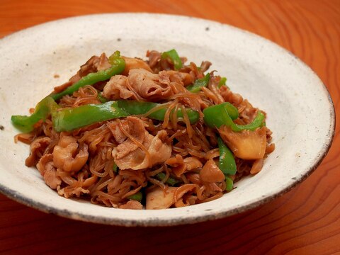 簡単！糸こんにゃくと豚バラ肉で梅風味甘辛炒め煮